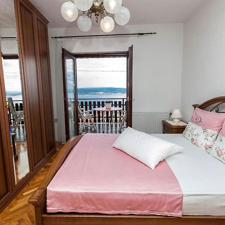 Apartments With A Parking Space Crikvenica - 11307 エクステリア 写真