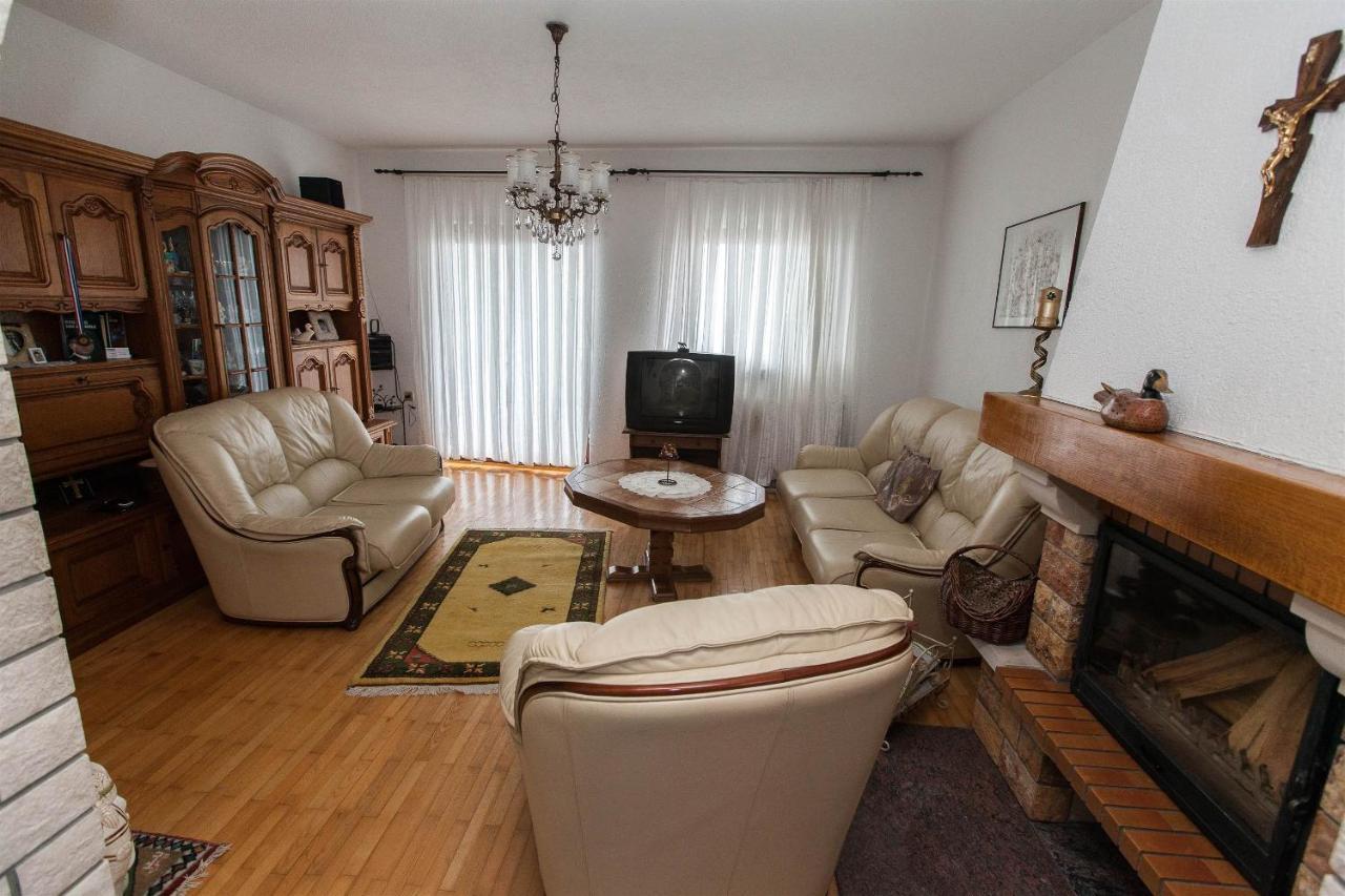 Apartments With A Parking Space Crikvenica - 11307 エクステリア 写真